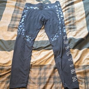 PINK Victoria's Secret Black Yoga Leggings Worn Couple Times Very Pretty